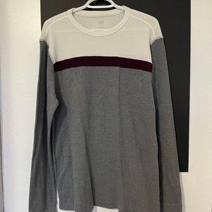 Men’s Gap waffle weave shirt